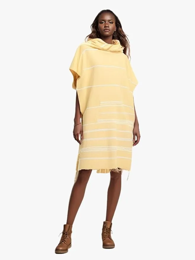 1Pcs Large Turkish Cotton Poncho Towel Surf Poncho Changing Towel Robe with Hood and Front Pocket Absorbent Wearable Hooded Beach Towel for Adult Man Women Beach Pool Swim(Yellow, M)