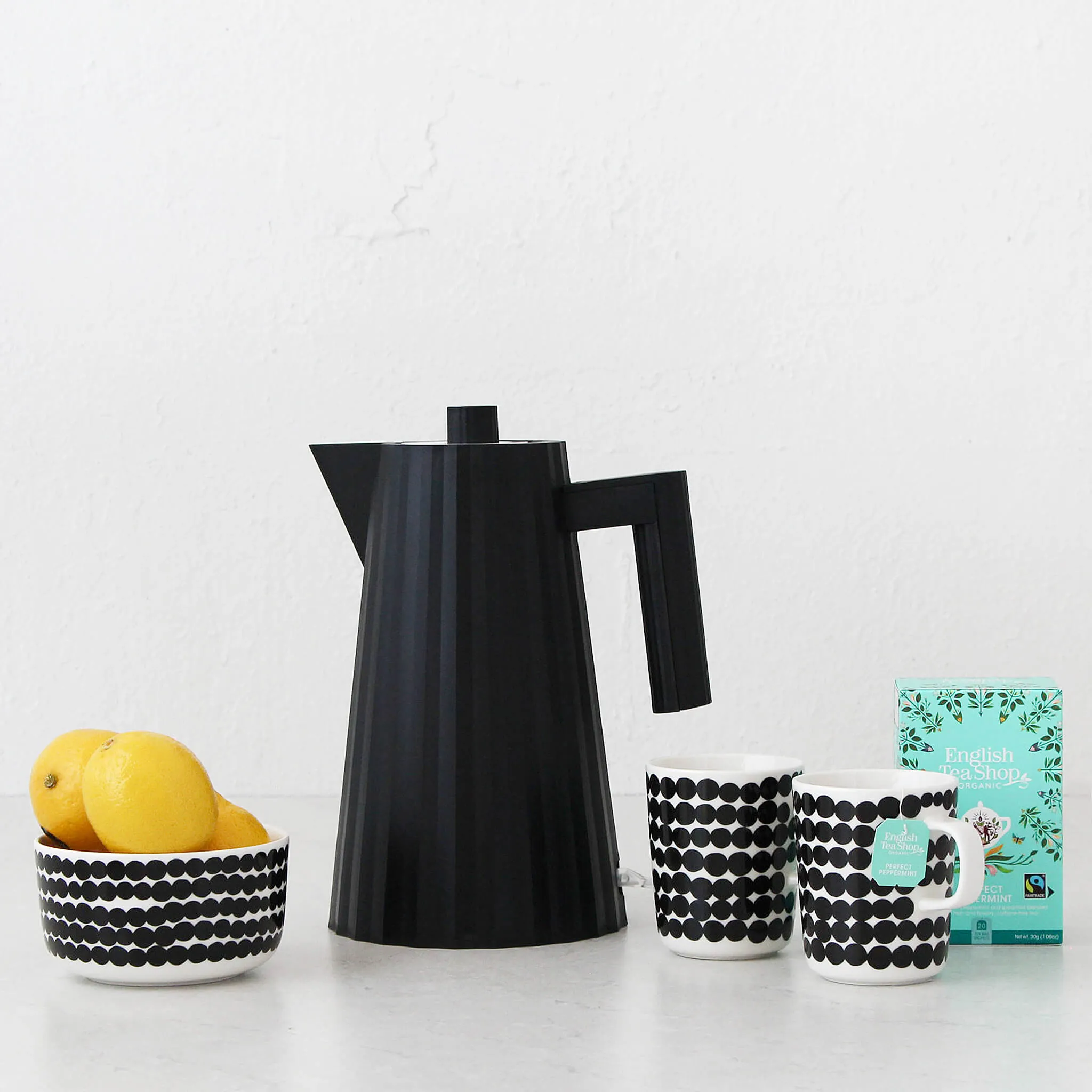 ALESSI  |  PLISSE KETTLE 1.7L  |  MATTE BLACK