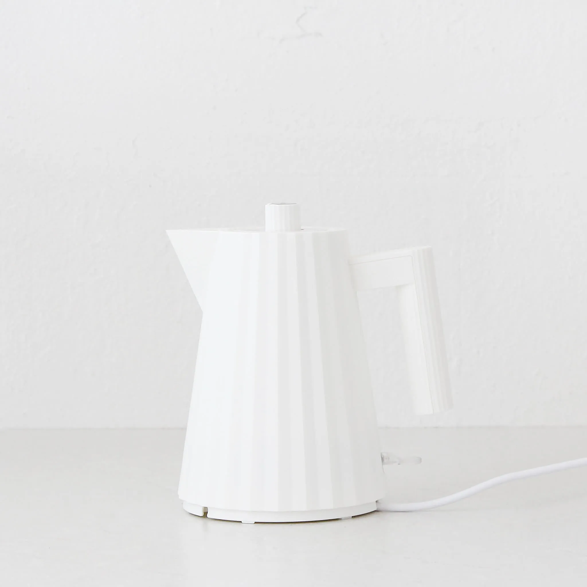 ALESSI  |  PLISSE KETTLE 1L  |  MATTE WHITE