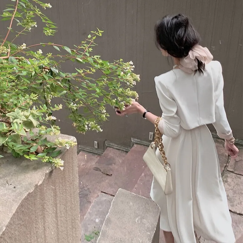 Chic White Summer Midi Dress - Vintage A-Line Style