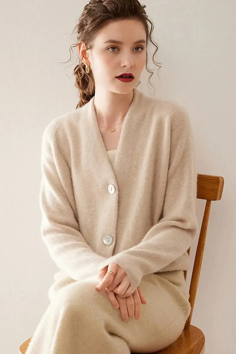Chunky Knit 100 Cashmere V-Neck Cardigan