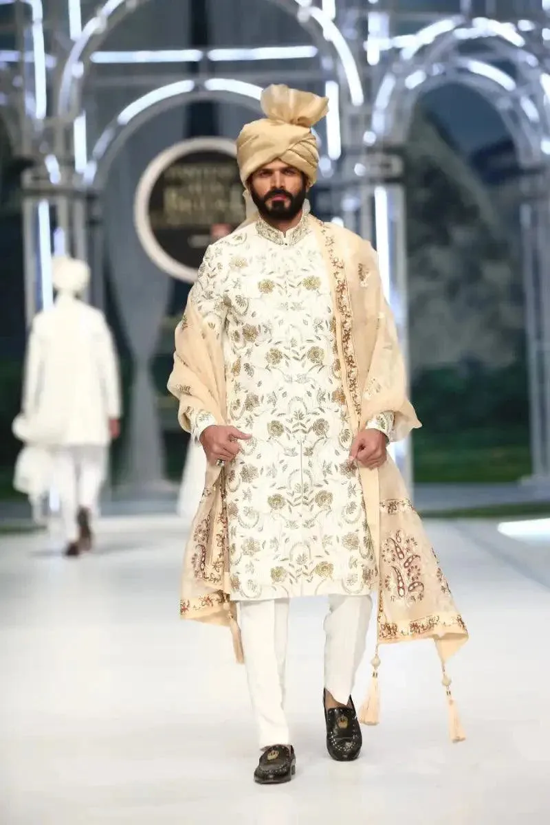Deepak & Fahad - SULTAAN - White and Gold -  - 4 Piece
