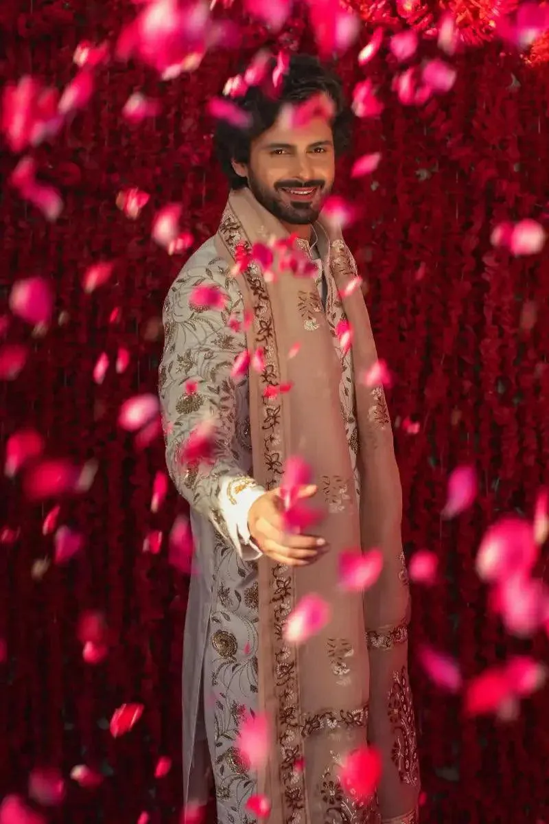 Deepak & Fahad - SULTAAN - White and Gold -  - 4 Piece