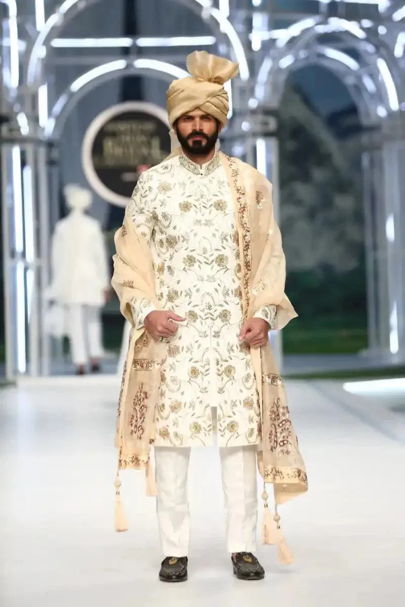 Deepak & Fahad - SULTAAN - White and Gold -  - 4 Piece