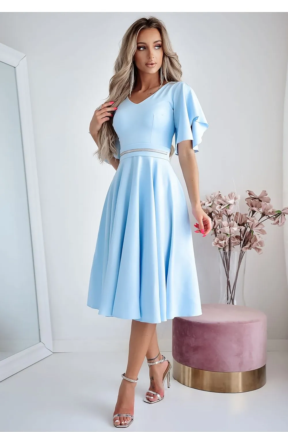 Elegant V-neck loose ruffle sleeves cocktail dress