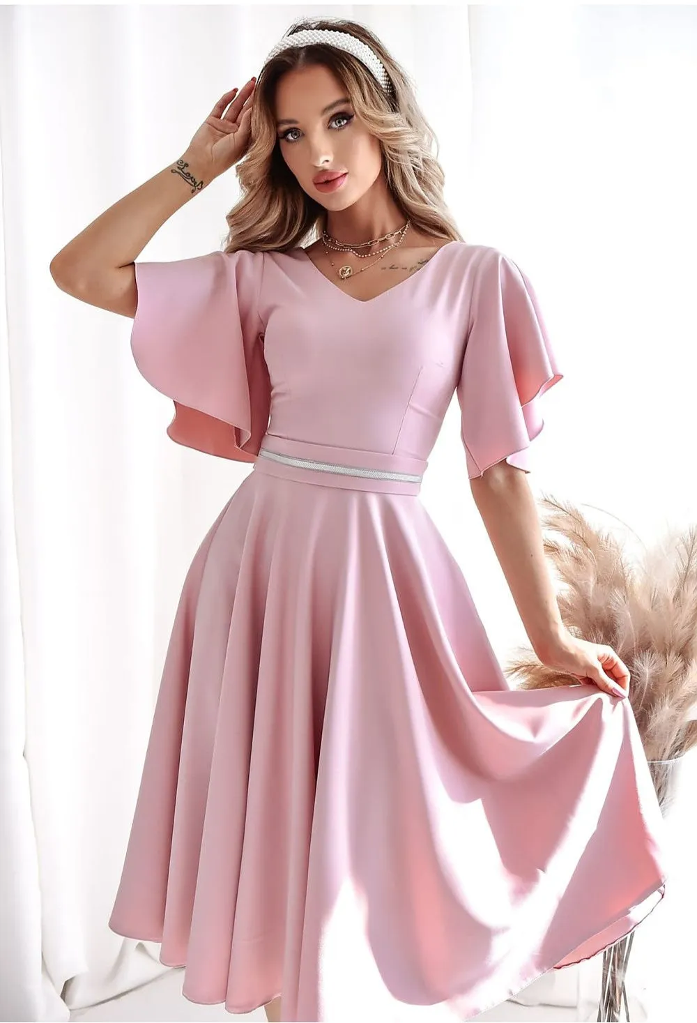 Elegant V-neck loose ruffle sleeves cocktail dress