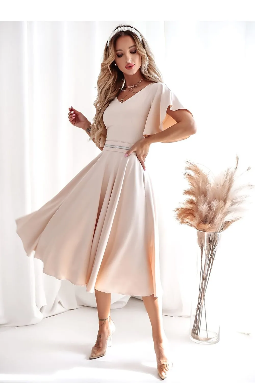 Elegant V-neck loose ruffle sleeves cocktail dress