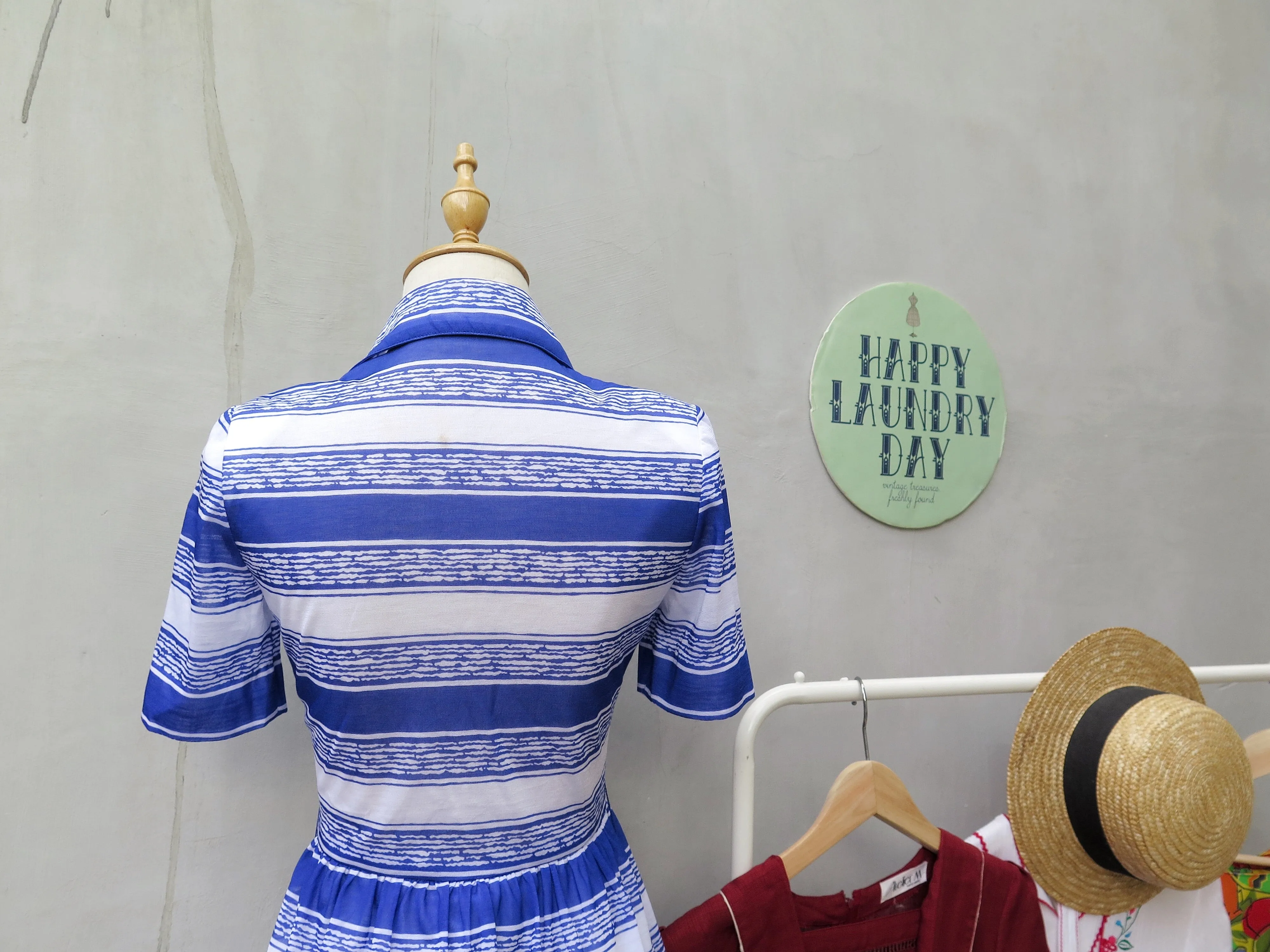 Sophie | Vintage 1960s retro graphic print Blue sea waves dress with short sleeves